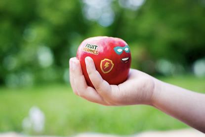 Eosta Fruit Heroes apple sticker